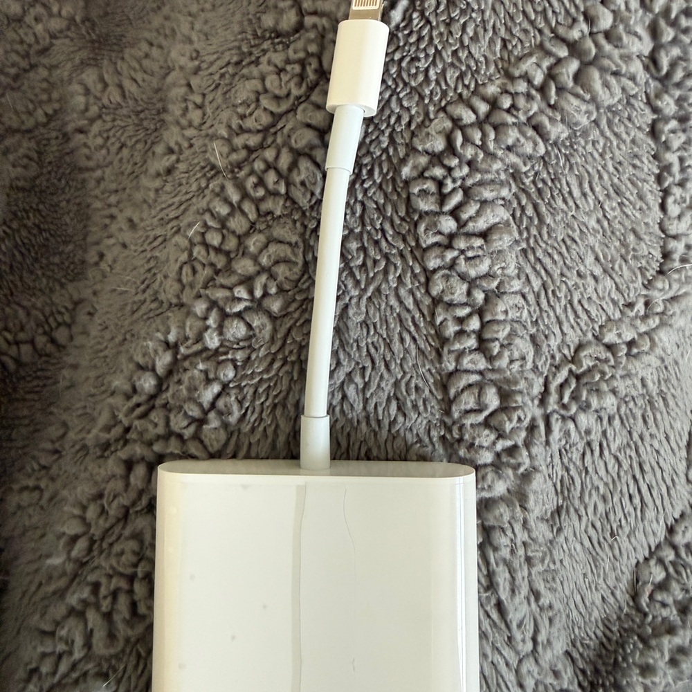 Apple Lightening White Adapter Cable